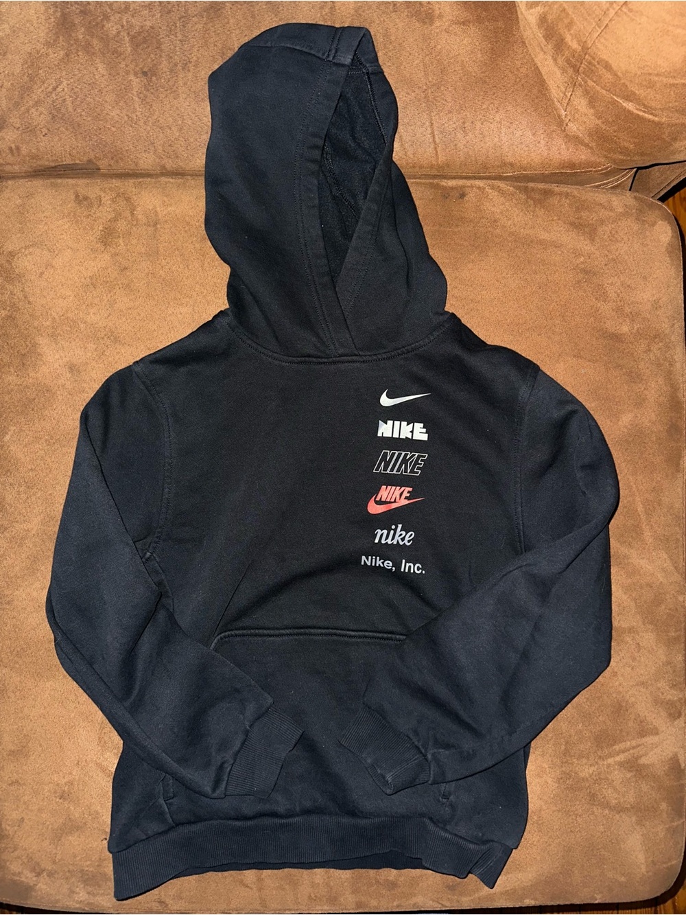Nike Boys Hoodie in a Sz L